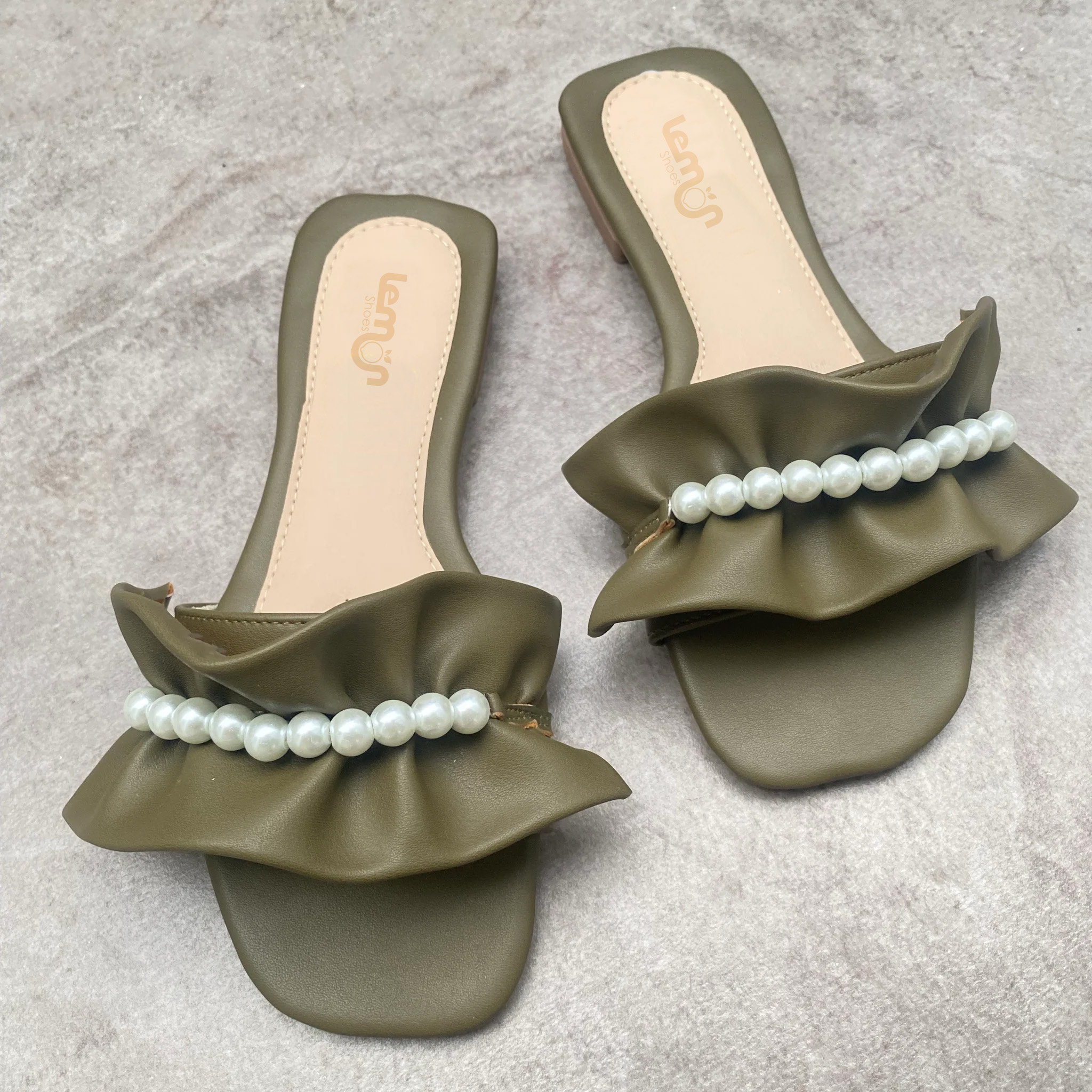 Sandalia Plana Sahara - Verde oliva - Lemon Shoes